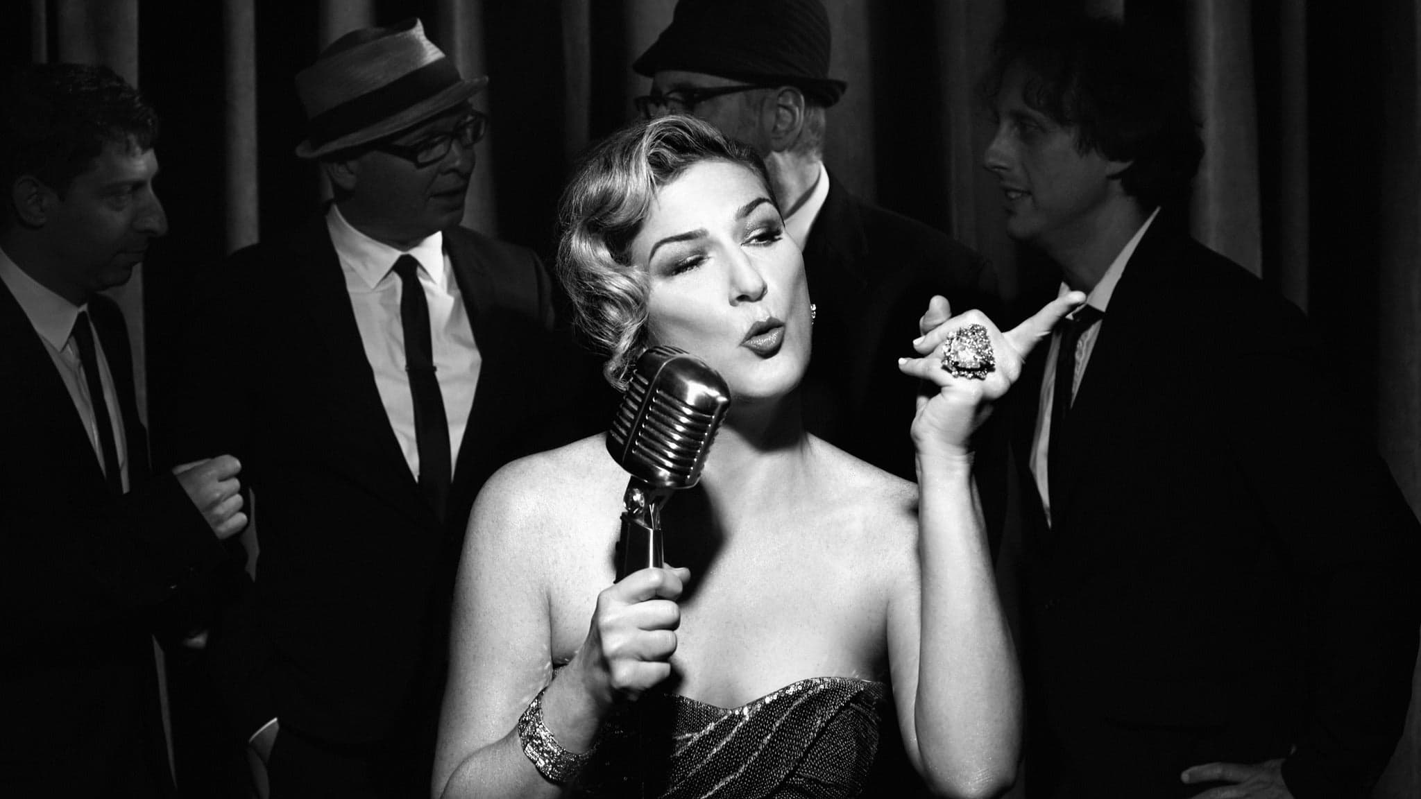Ana Gasteyer, stand-up comedian
